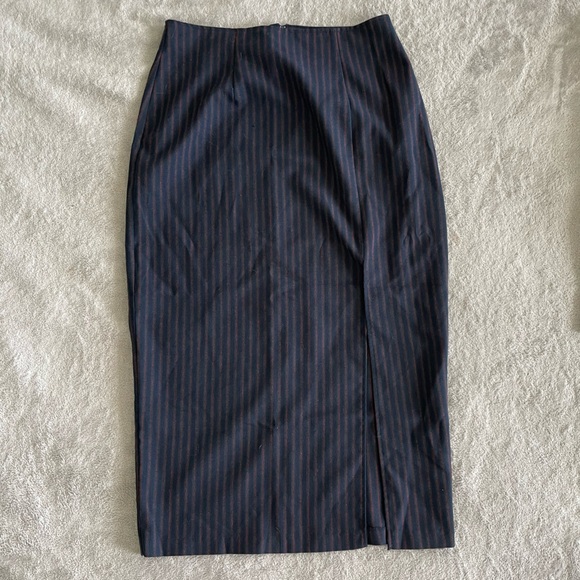 Matching Set - Picture 4 of 6